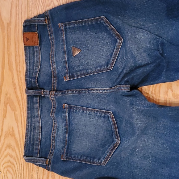 Guess low rise skinny jeans, 25 short - Picture 3 of 5